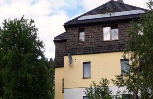 Bernsbach Apartment | 72 m² Apartment ∙ 2 bedrooms ∙ 4 guests