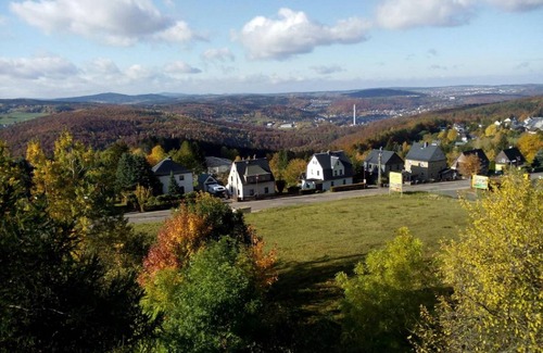 Bernsbach Apartment | 72 m² Apartment ∙ 2 bedrooms ∙ 4 guests