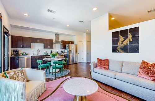 Edgehill Condo | 72 m² Condo ∙ 1 bedroom ∙ 4 guests