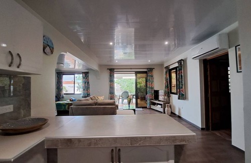 Pirae House | 72 m² House ∙ 2 bedrooms ∙ 7 guests