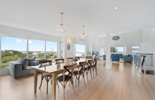 Hayborough House | 72 Seagull Ave Chiton - BYO Linen