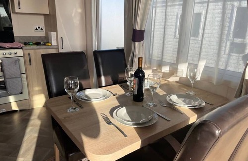 Pevensey Ski Chalet | 74 Bayside Cove Pevensey Bay Holiday Park