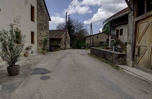 Tenay House | 74 m² Gîte ∙ 2 bedrooms ∙ 5 guests