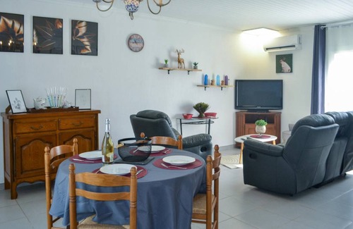 Marcillac-la-Croisille House | 75 m² House ∙ 2 bedrooms ∙ 4 guests
