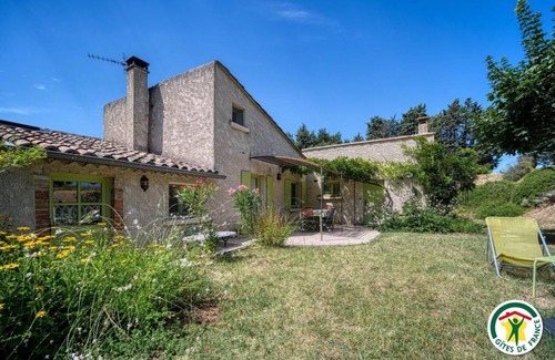 Allex House | 75 m² Gîte ∙ 2 bedrooms ∙ 4 guests