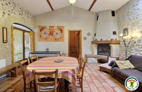 Allex House | 75 m² Gîte ∙ 2 bedrooms ∙ 4 guests