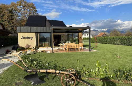 Sencur House | 75 m² House ∙ 1 bedroom ∙ 4 guests