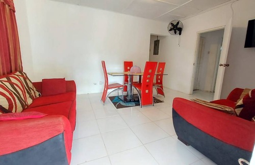 Port Morant House | 75 m² House ∙ 2 bedrooms ∙ 4 guests