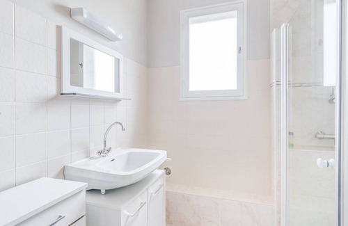 Cersay House | 75 m² House ∙ 3 bedrooms ∙ 6 guests