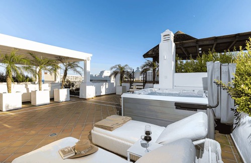 Torremolinos Apartment | 750 m² Apartment ∙ 5 bedrooms ∙ 12 guests