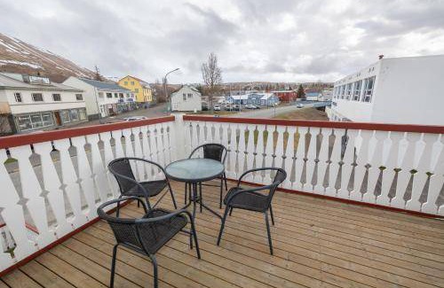 Husavik Apartment | 76 m² Apartment ∙ 2 bedrooms ∙ 6 guests