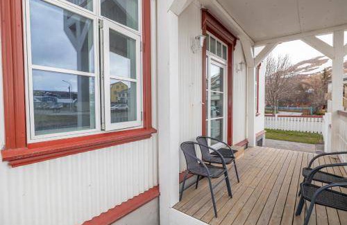 Husavik Apartment | 76 m² Apartment ∙ 2 bedrooms ∙ 6 guests