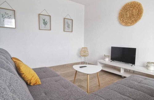Vacquieres House | 76 m² Gîte ∙ 2 bedrooms ∙ 4 guests