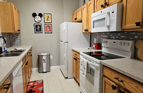 Windsor Hills Condo | 7660 Windsor Hills 2 bedroom condo, close to clubhouse and pool
