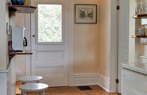 Ashfield-Colborne-Wawanosh Cottage | 8 bedroom Shamrock Beach Cottage