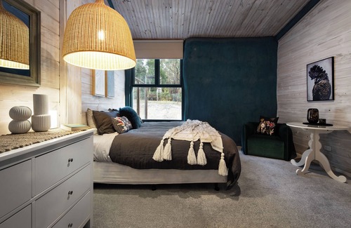 Wheatsheaf Other | 8 Bedroom 30-acre luxury Daylesford treat. Pool, sauna, Fire pit, Stunning views