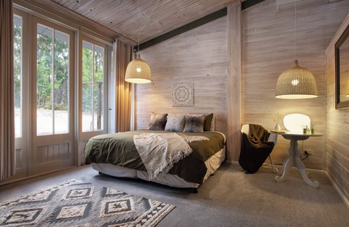 Wheatsheaf Other | 8 Bedroom 30-acre luxury Daylesford treat. Pool, sauna, Fire pit, Stunning views