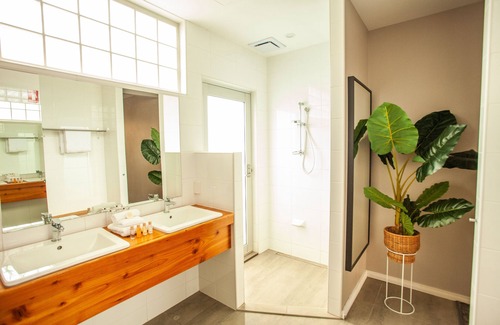 Fremantle Hotel | 8 boutique king suites in the heart of Fremantle. Perfect for your Xmas getaway.