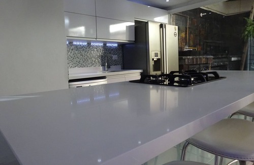 Patio Bonito House | 8 BR Luxury 6000 S.F. Mansion , 2 Bars Hot Tub, Bbq and Ac