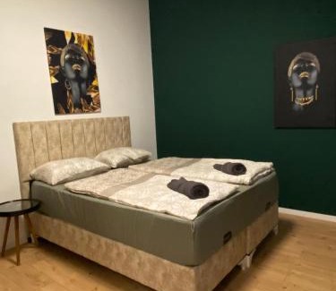 Matzleinsdorf Apartment | 8 Fully Equipped Studio Apt w Terrace Margareten
