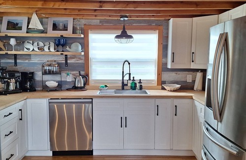 Parrsboro Cottage | 8 Island View Cottage-n Hottub arrival Aug 26th !nATV Access,Hiking-Pet Friendly