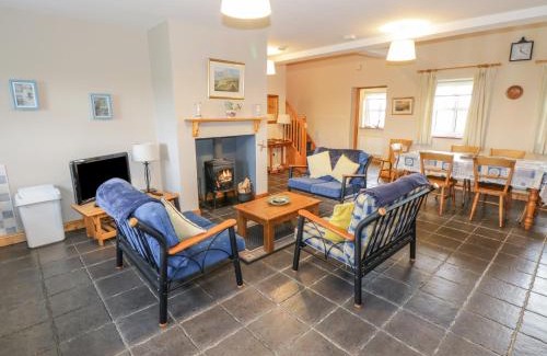 Binghamstown House | 8 Lios Na Sioga