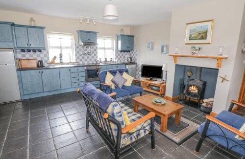 Binghamstown House | 8 Lios Na Sioga