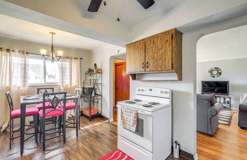 Garfield Heights House | 8 Mi to Dtwn Cleveland: Quiet Home w/Fenced Yard