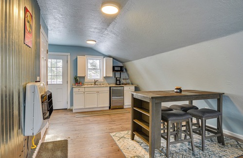Limerick Apartment | 8 Mi to Lake Ontario: Pet-Friendly Apt w/Deck!