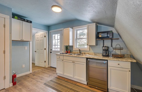 Limerick Apartment | 8 Mi to Lake Ontario: Pet-Friendly Apt w/Deck!