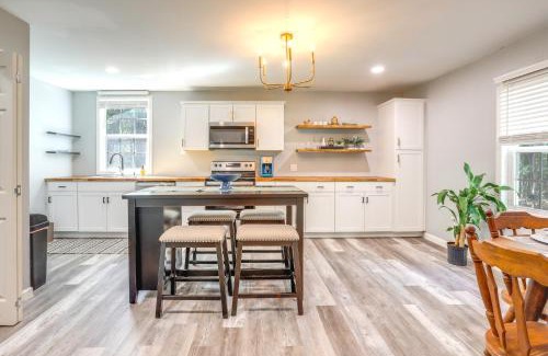 Summerville House | 8 Mi to Sloppy Floyd State Park Peaceful Retreat!