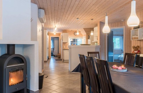 Houstrup House | 8 person holiday home in Nørre Nebel