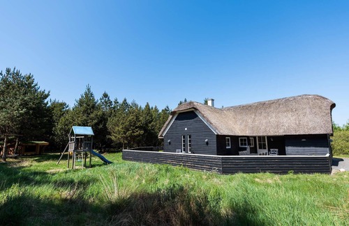 Houstrup House | 8 person holiday home in Nørre Nebel