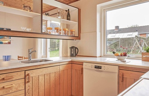 Tejn House | 8 person holiday home in Allinge