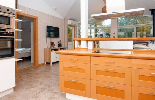 Øksenmølle House | 8 person holiday home in Ebeltoft