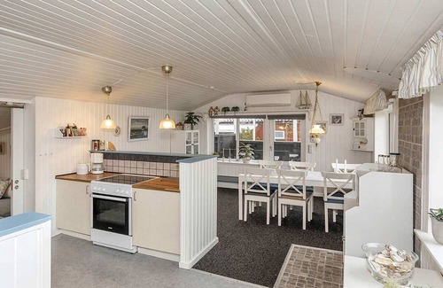 Trend House | 8 person holiday home in Løgstør-By Traum