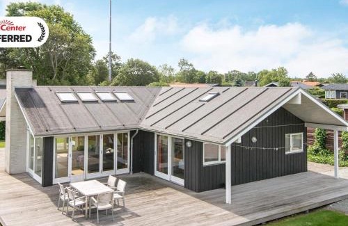 Boeslum House | 8 person holiday home in Juelsminde-By Traum