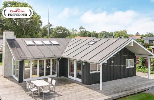 Boeslum House | 8 person holiday home in Juelsminde-By Traum