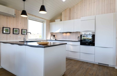 Rindby Strand House | 8 person holiday home in Fanø