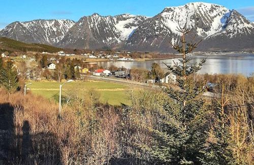 Sortland House | 8 person holiday home in SORTLAND-By Traum