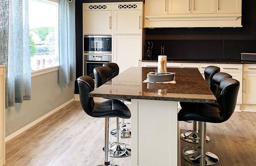 Heroy House | 8 person holiday home in Bølandet-By Traum