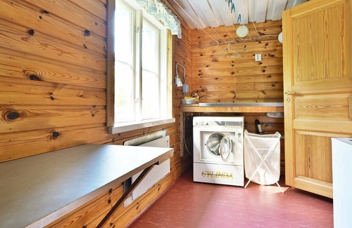 Lonsboda House | 8 person holiday home in LÖNSBODA-By Traum