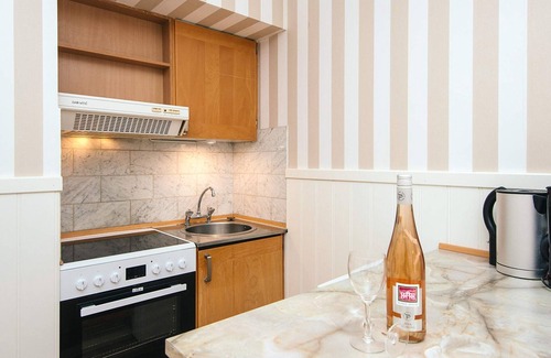Sønderstrand House | 8 Person Holiday Park Home in Romo