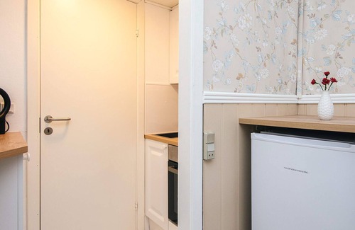 Sønderstrand House | 8 Person Holiday Park Home in Romo