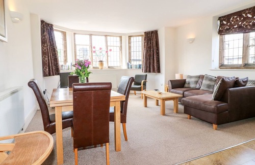 Tansley Cottage | 8 Tawney House