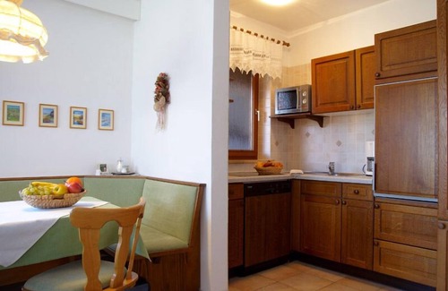 Reit im Winkl Apartment | (8) Zwei-Raum-Ferienwohnung 50qm, Bad/WC, Extra-Schlafraum, Küche, Balkon
