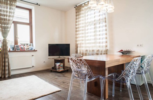 Minsk City Centre Apartment | 80 m² Apartment ∙ 2 bedrooms ∙ 4 guests
