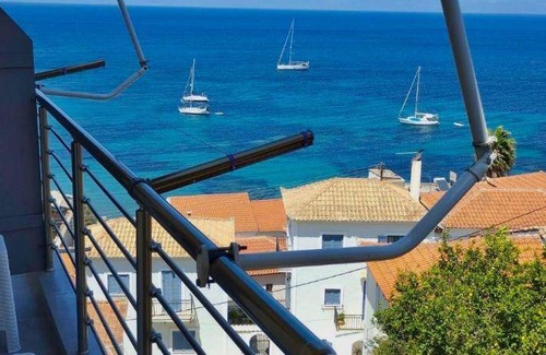Koroni Apartment | 80 m² Apartment ∙ 2 bedrooms ∙ 4 guests