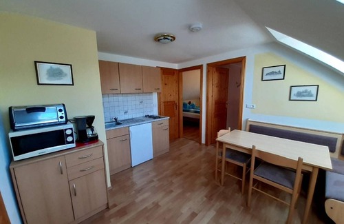 Gundersdorf Apartment | 80 m² Apartment ∙ 3 bedrooms ∙ 6 guests