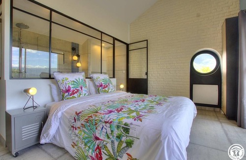 Ceyzerieu House | 80 m² Gîte ∙ 2 bedrooms ∙ 6 guests